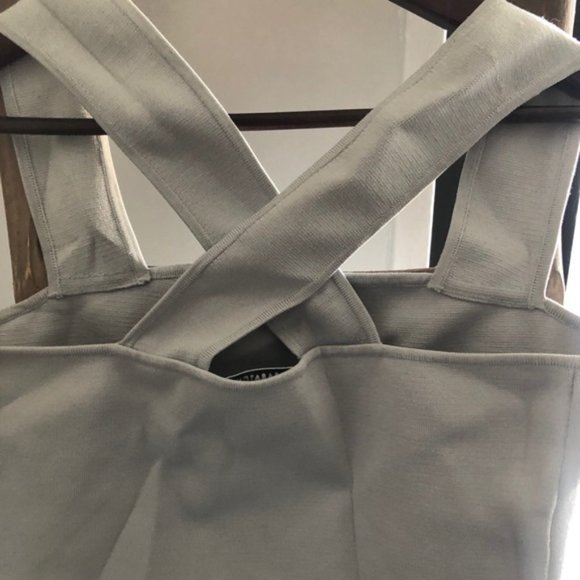 Babaton Torsten Knit Crop Top - Picture 3 of 5